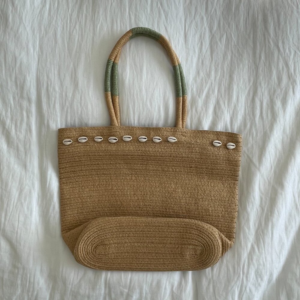 Natural Woven Tote Bag 🏝️ - Picture 2 of 3